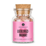 Lieblingsmama von Ankerkraut im Korkenglas auf weißem Hintergrund.