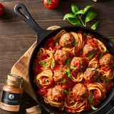 Magic Dust Rub neben Spaghetti mit Hackbällchen