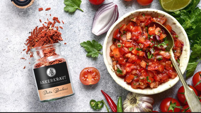Selbstgemachte orientalische Salsa
