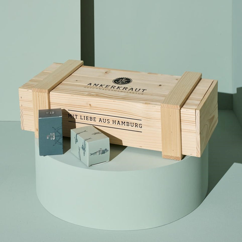 Deluxe Adventskalender mit zwei verpackten Türchen