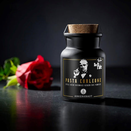 Pasta Corleone Gewürz neben roter Rose
