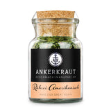 Amerikanisches Rührei von Ankerkraut im Korkenglas auf weißem Hintergrund.