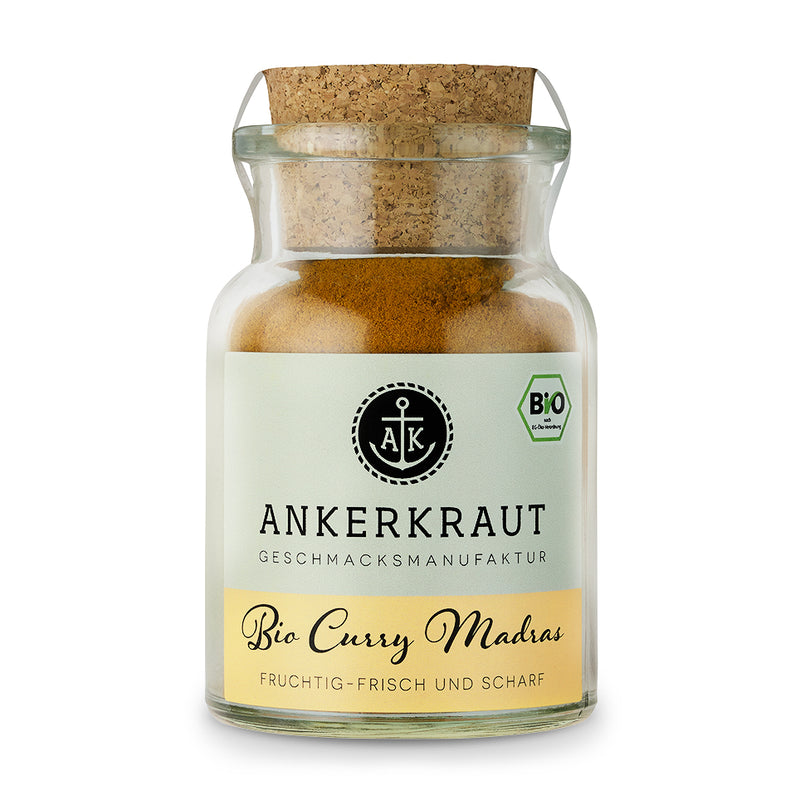 Bio Curry Madras von Ankerkraut im Korkenglas auf weißem Hintergrund.