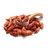 Birdseye Chili von Ankerkraut als Häufchen auf einem Gewürzlöffel.