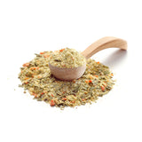 Gemüsebrühe ohne Geschmacksverstärker von Ankerkraut als Häufchen auf einem Gewürzlöffel.