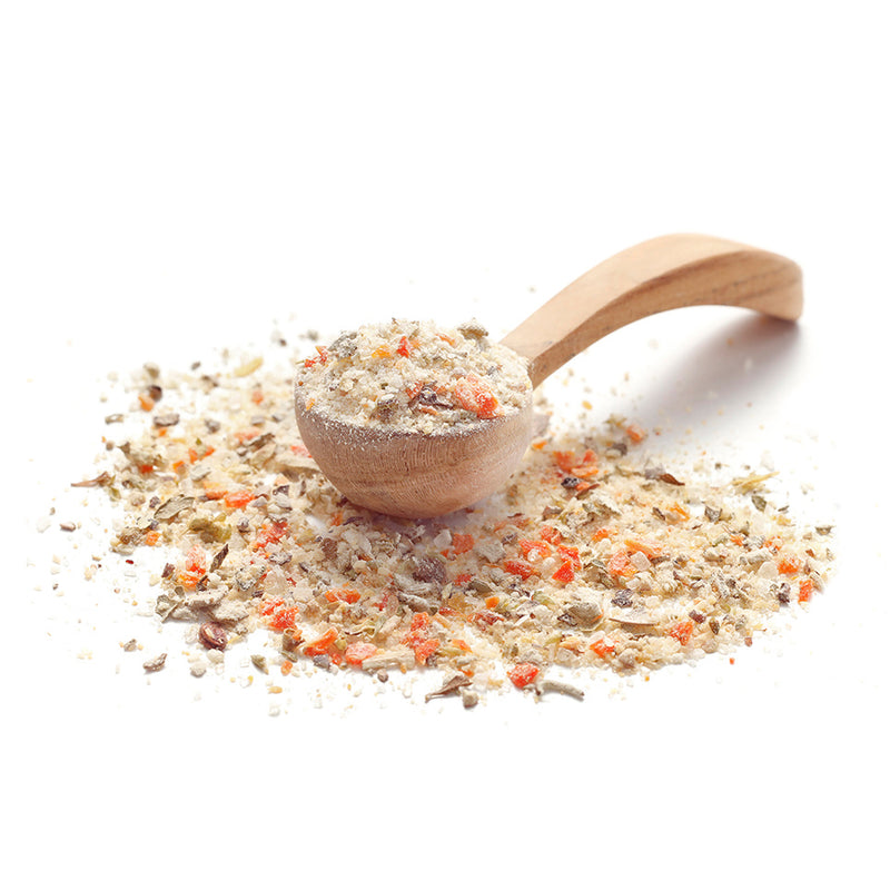 Lasagne Gewürz von Ankerkraut als Häufchen auf einem Gewürzlöffel.