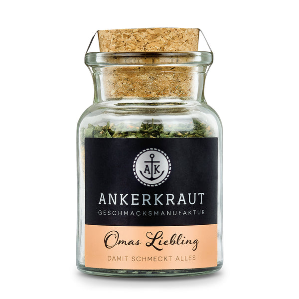 Omas Liebling von Ankerkraut im Korkenglas auf weißem Hintergrund.