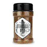 Ankerkraut Steak Salz im Gewürzstreuer vor weißem Hintergrund.