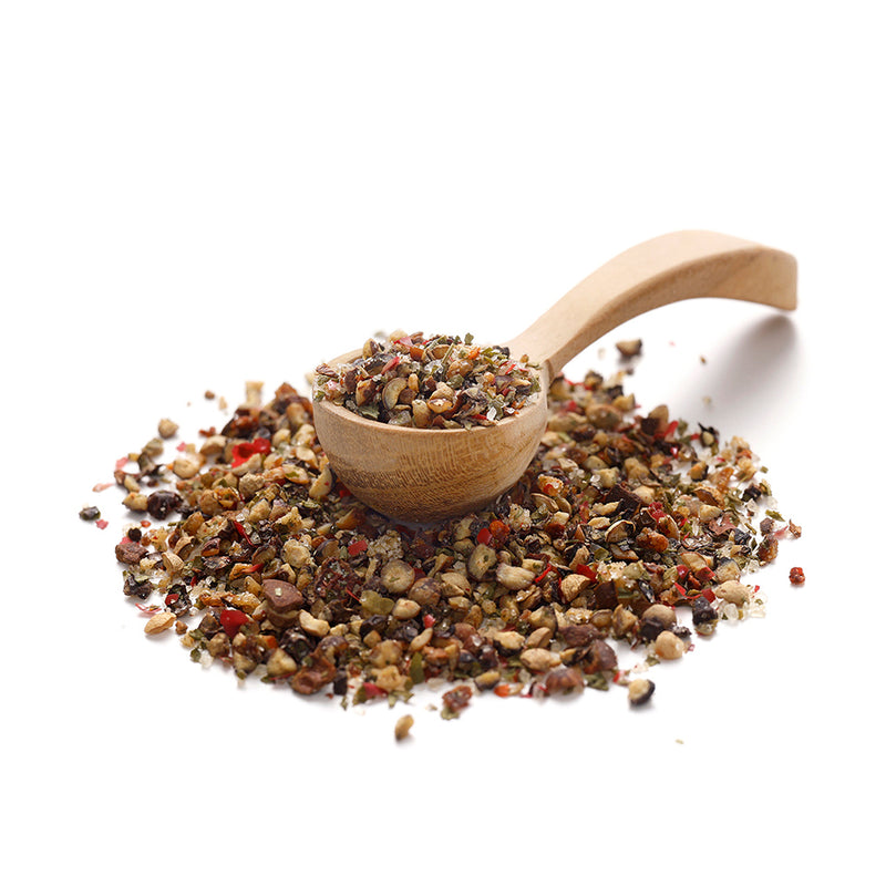 Steakpfeffer von Ankerkraut als Häufchen auf einem Gewürzlöffel.